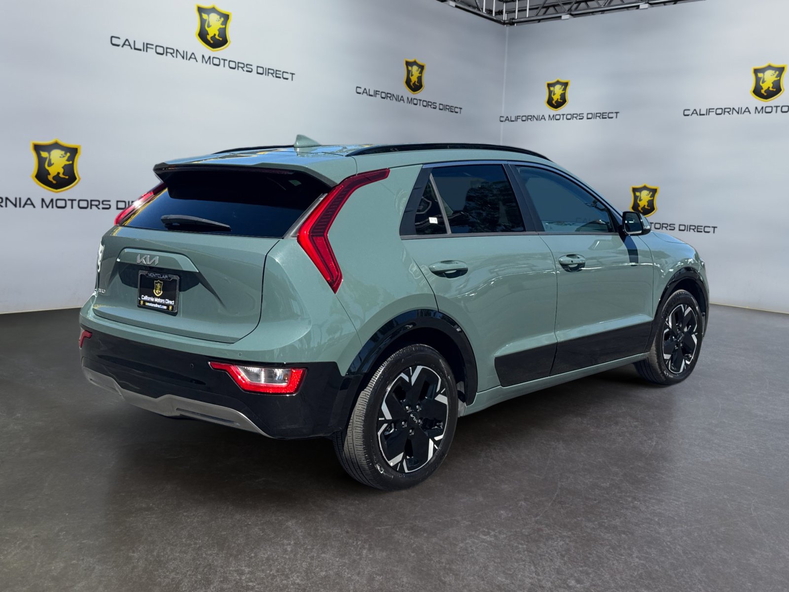 Used 2023 Kia Niro Wind w/ Wind Preserve Package FWD image 5