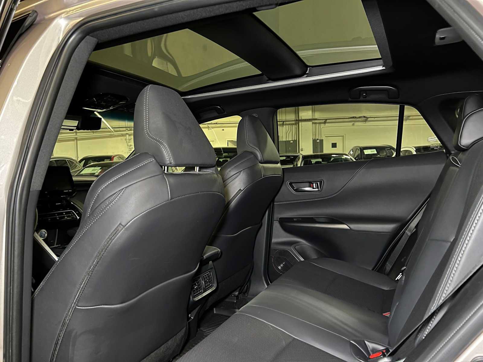 Used 2021 Toyota Venza Limited w/ Advanced Technology Package AWD/4WD image 19