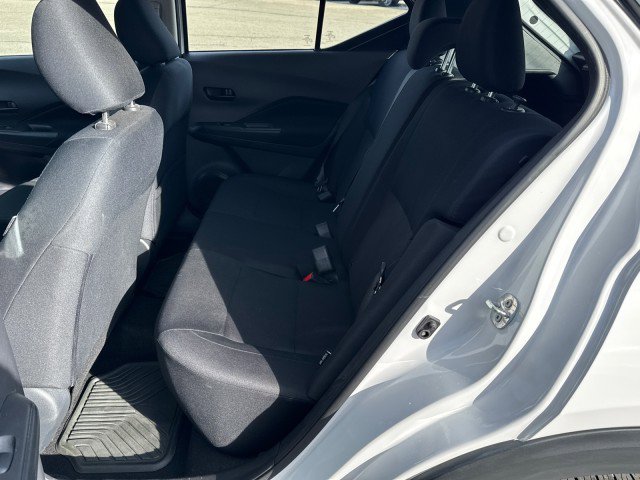 Used 2024 Nissan Kicks S image 10