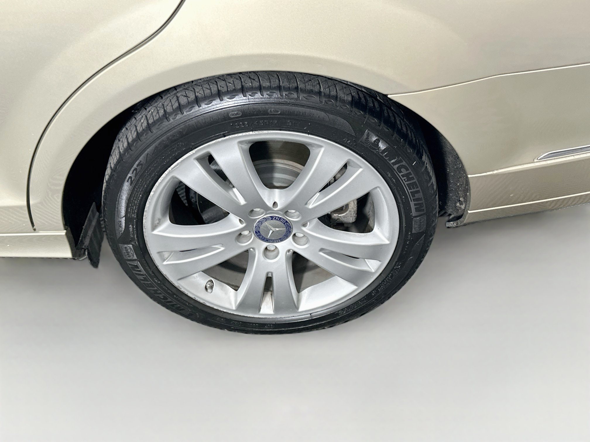 Used 2010 Mercedes-Benz C 300 4MATIC Sedan image 11