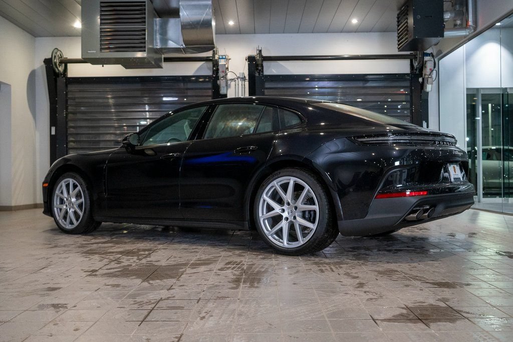 New 2026 Porsche Panamera 4 AWD/4WD image 3