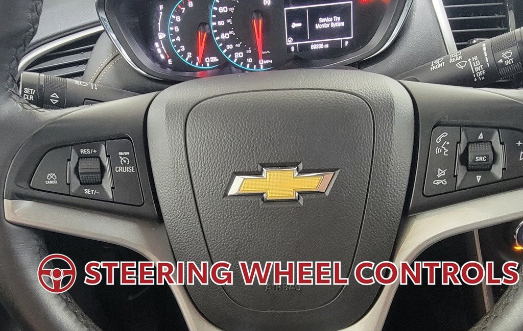 Used 2018 Chevrolet Trax LT w/ LT Convenience Package AWD/4WD image 19