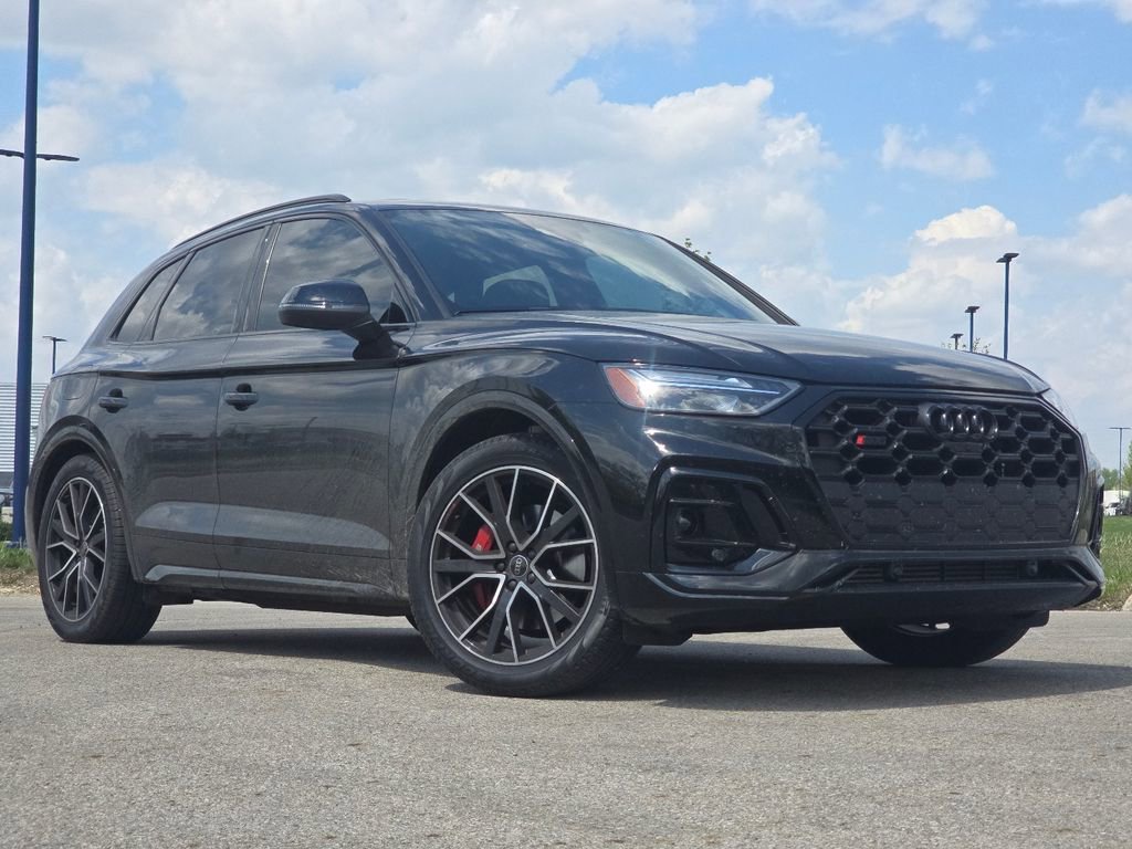 Used 2025 Audi SQ5 Premium Plus w/ Premium Plus Package AWD/4WD image 1