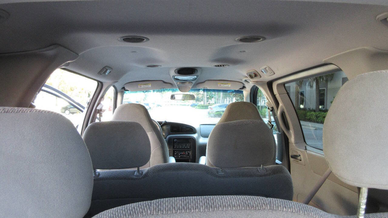 Used 2002 Ford Windstar LX image 19