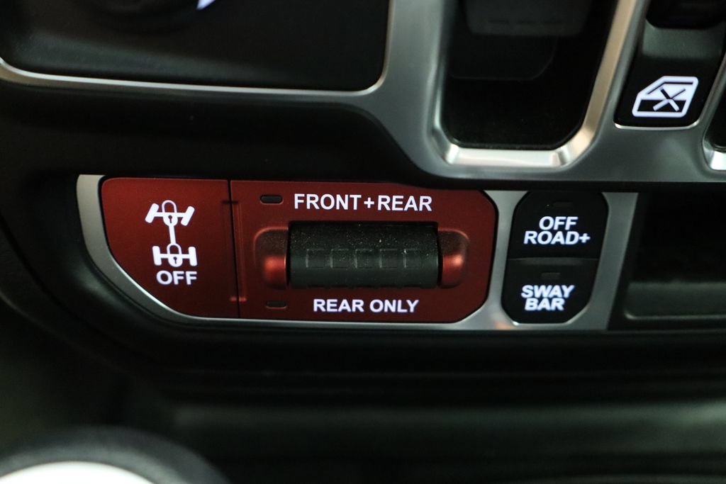 Used 2023 Jeep Gladiator Rubicon w/ Cold Weather Group AWD/4WD image 43
