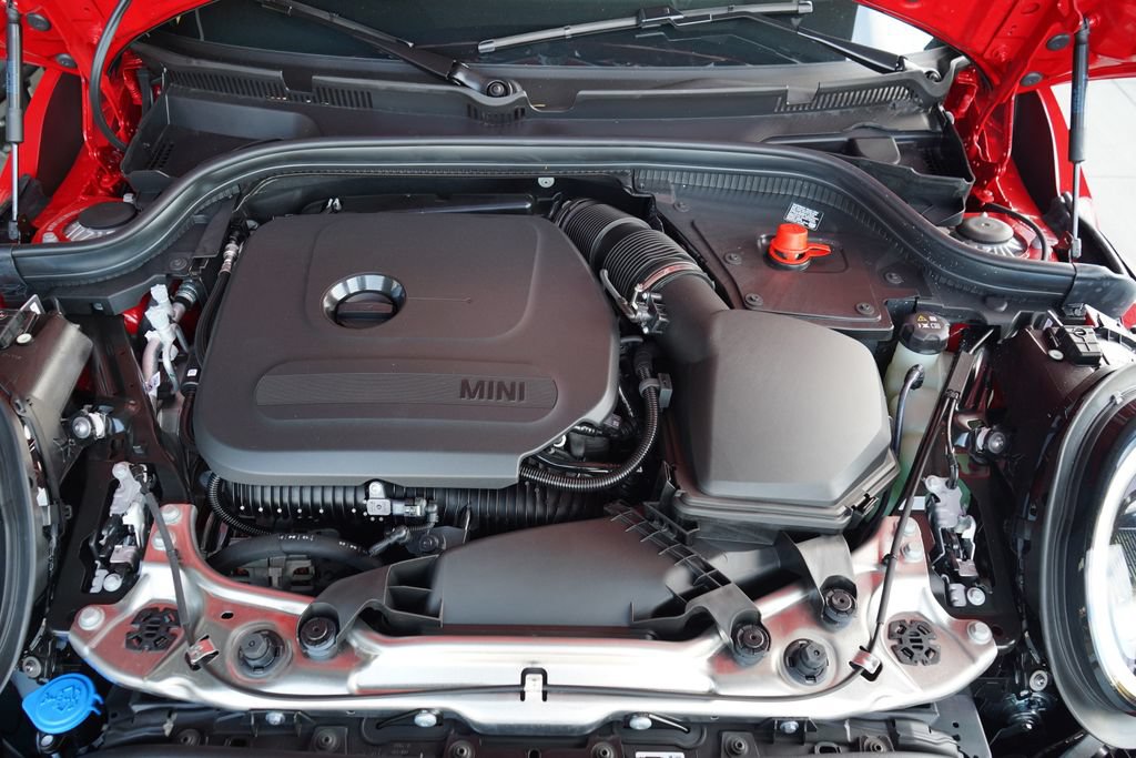 New 2026 MINI Cooper 2-Door Hardtop FWD image 15
