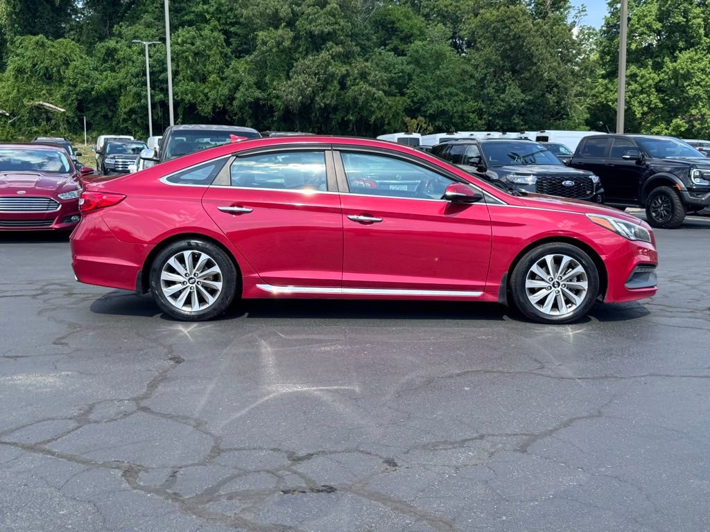 Used 2017 Hyundai Sonata Sport w/ Value Edition Package 02 FWD image 4