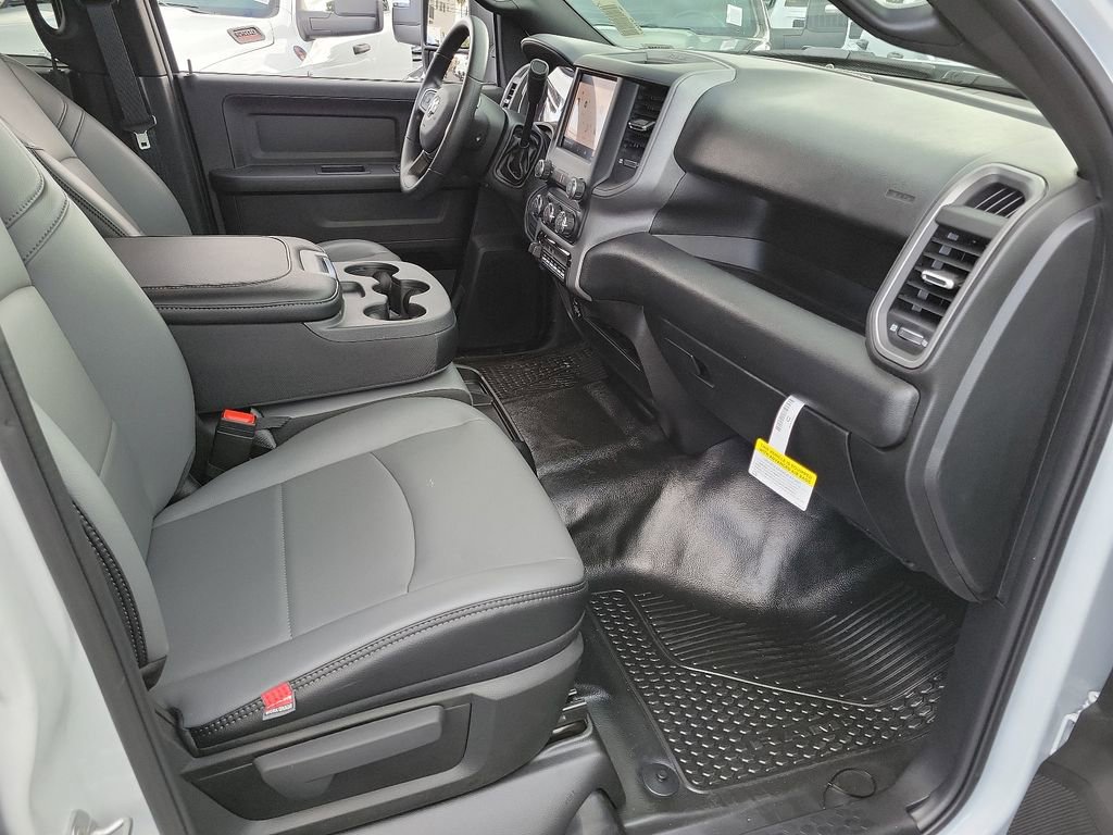 New 2024 RAM 4500 Tradesman w/ Chrome Appearance Group image 10