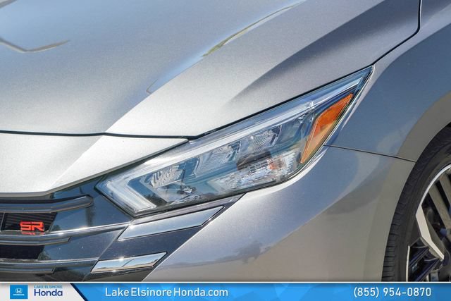 Used 2024 Nissan Versa SR FWD image 6