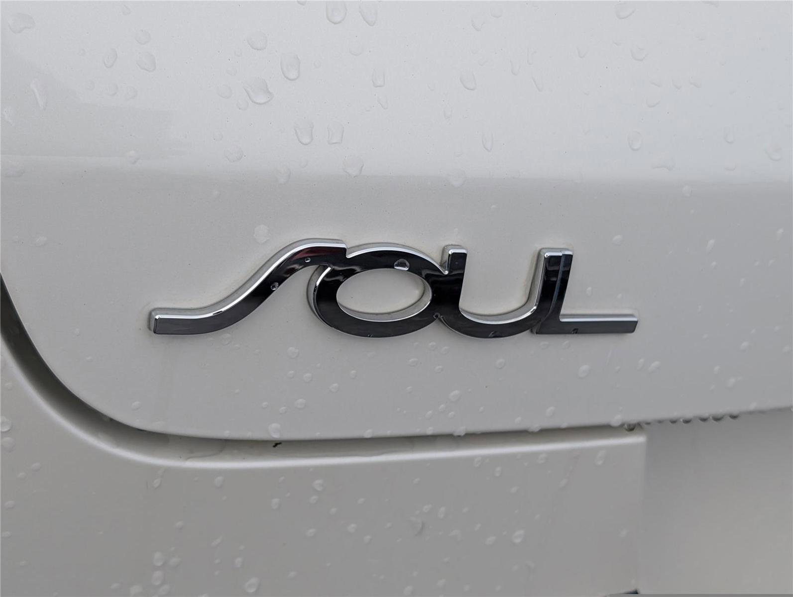 Used 2021 Kia Soul S image 9