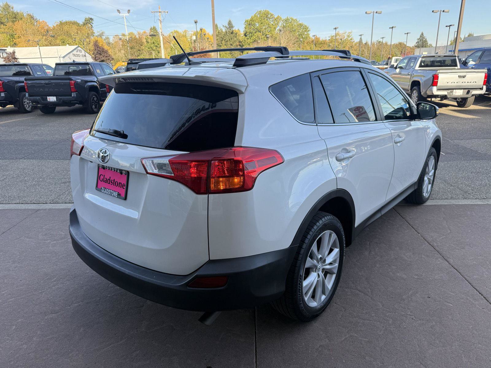 Used 2014 Toyota RAV4 Limited AWD/4WD image 34