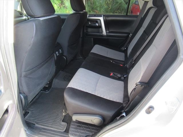 Used 2018 Toyota 4Runner SR5 image 31