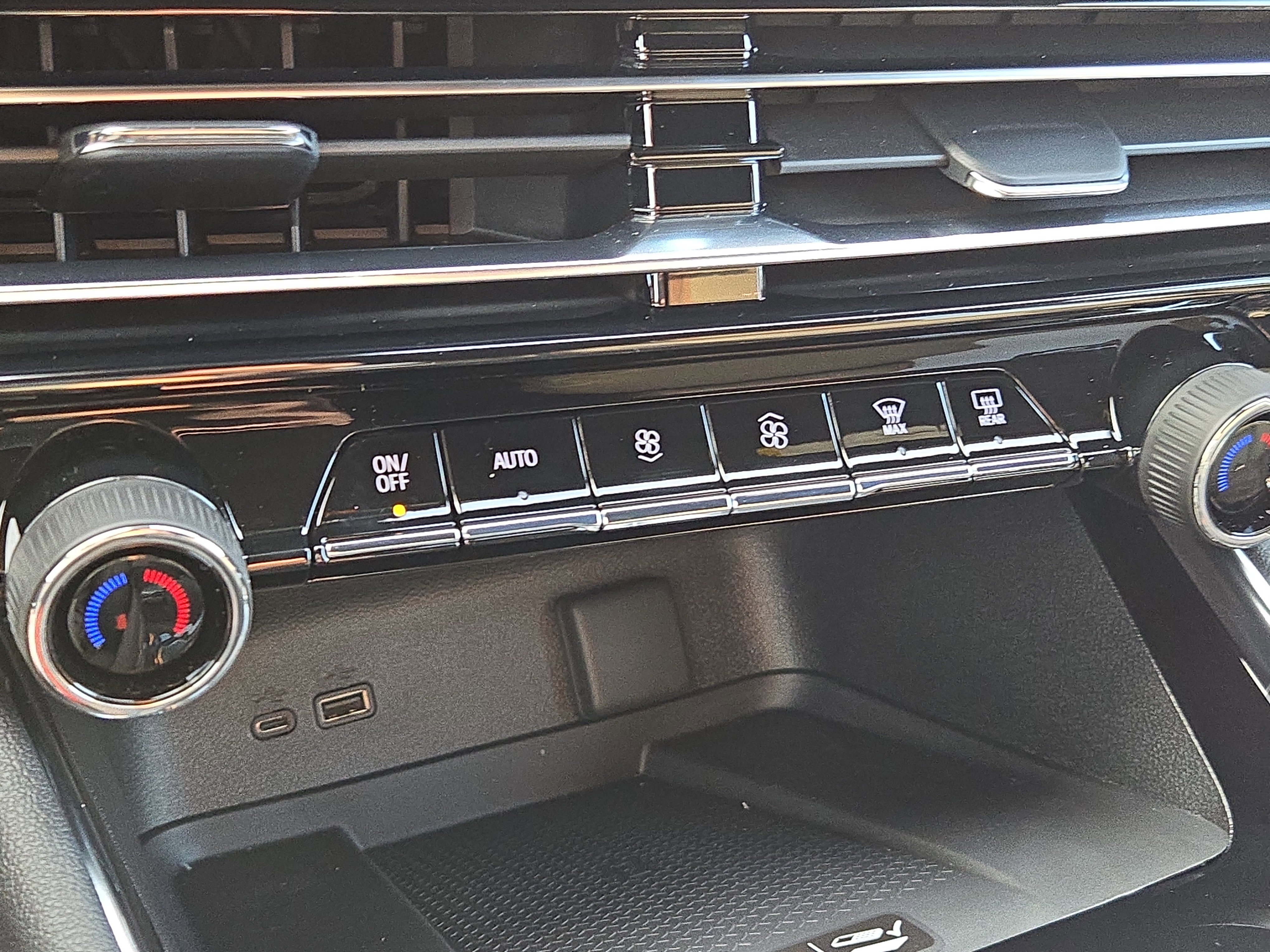 New 2026 Chevrolet Traverse Z71 w/ Enhanced Driving Package image 30