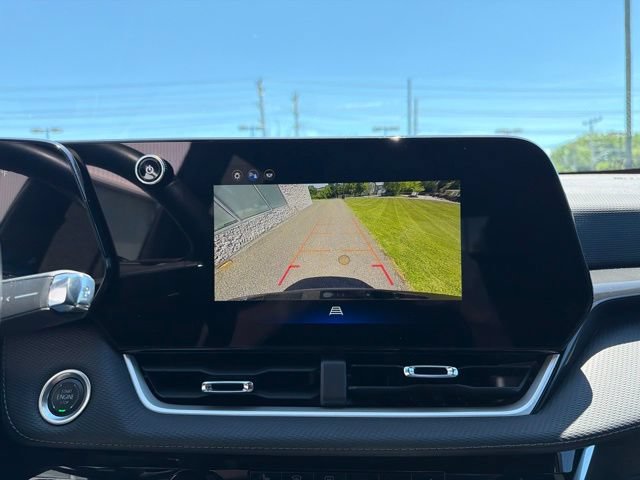 Used 2025 Chevrolet Equinox LT AWD/4WD image 18