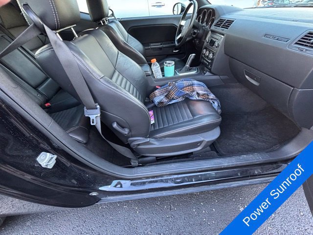 Used 2010 Dodge Challenger R/T RWD image 10
