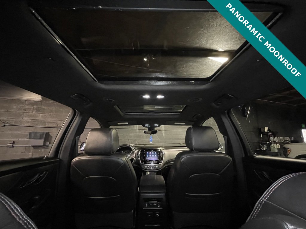 Used 2023 Chevrolet Traverse RS image 4