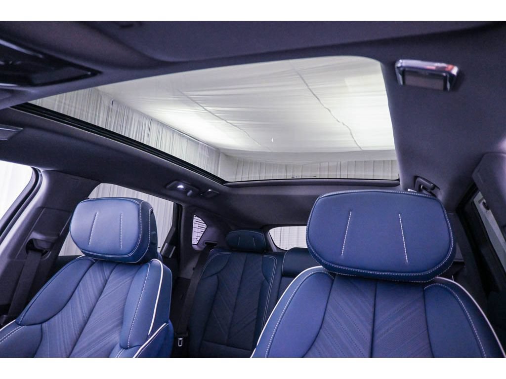 New 2027 Cadillac Optiq Premium Sport w/ LPO, ONYX Package AWD/4WD image 20