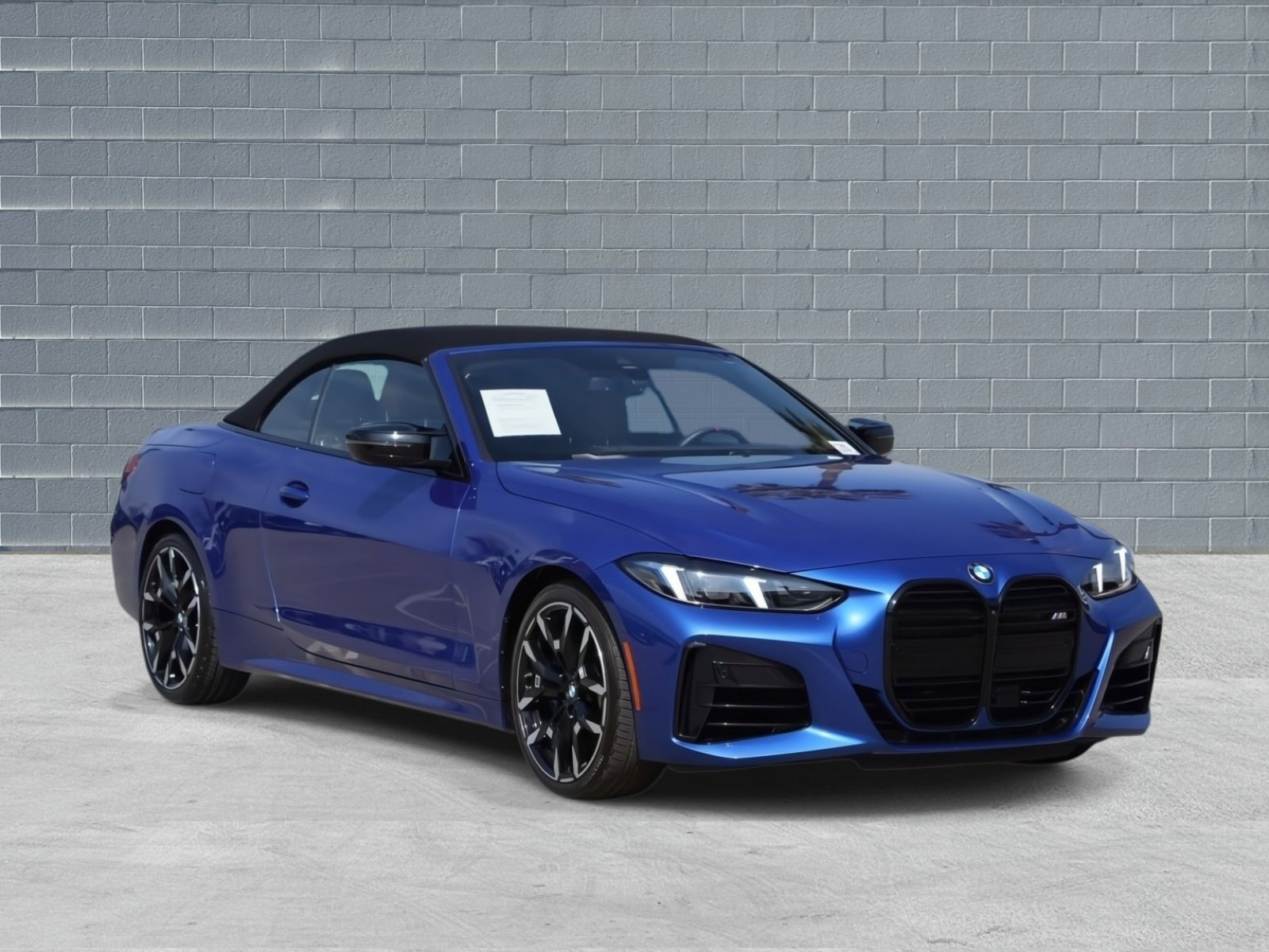 Used 2026 BMW M440i Convertible image 6