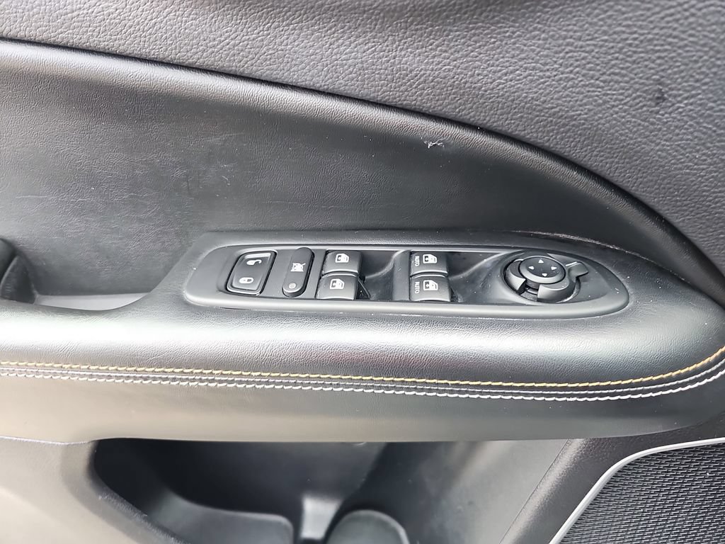 Used 2018 Jeep Compass Latitude w/ Trailer Tow Group AWD/4WD image 25