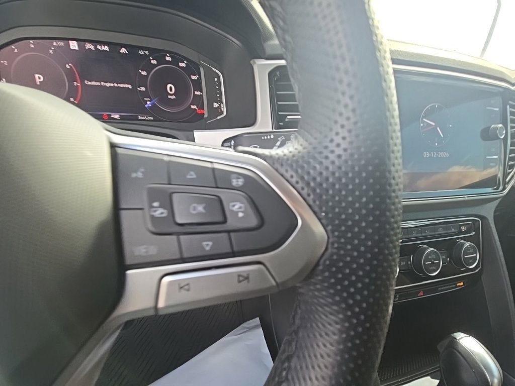 Used 2022 Volkswagen Atlas Cross Sport SEL R-Line image 19