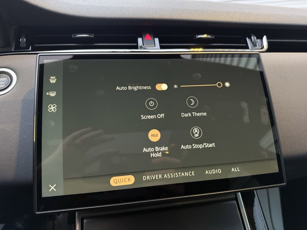 Used 2024 Land Rover Range Rover Evoque Dynamic SE image 30