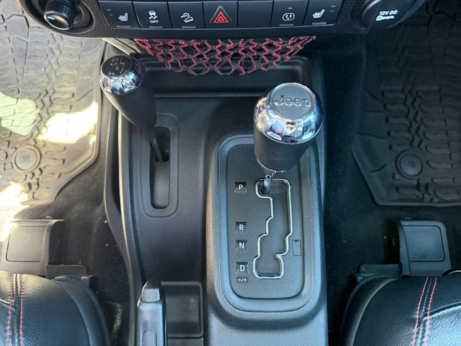 Used 2017 Jeep Wrangler Rubicon AWD/4WD image 25