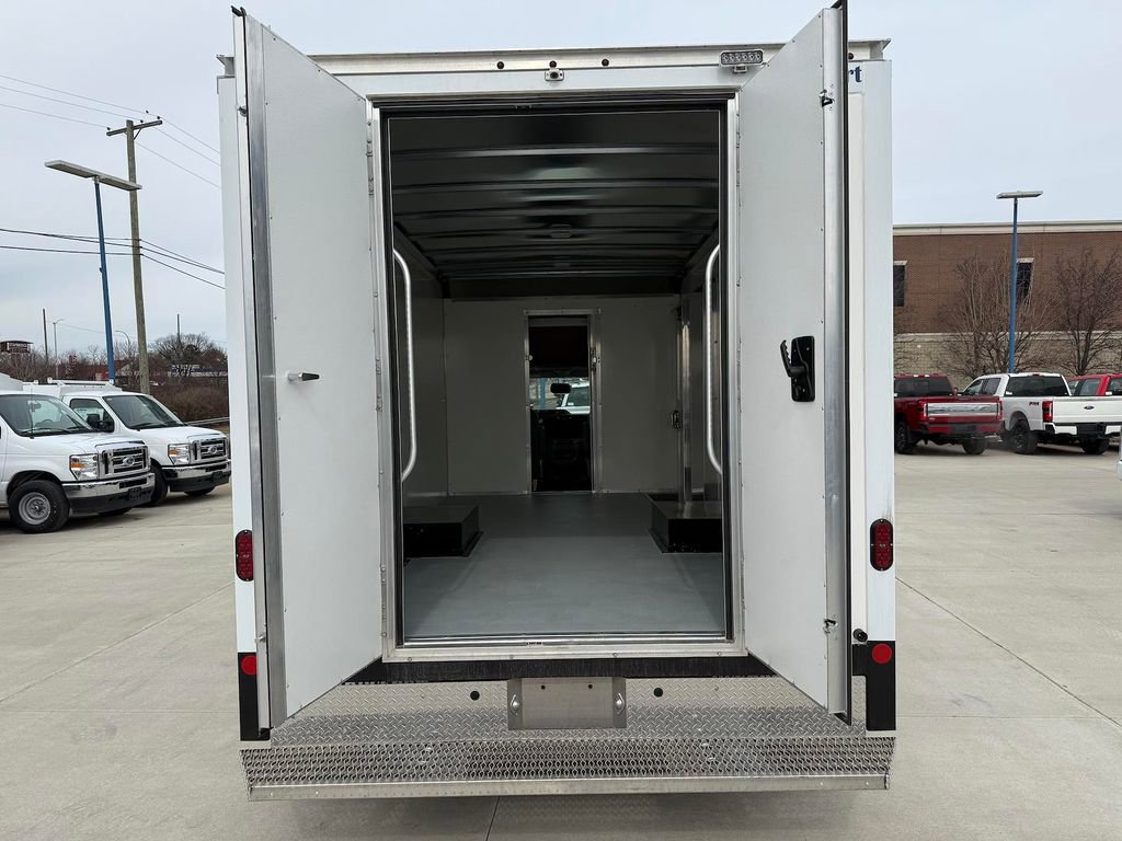 New 2025 Ford E-350 and Econoline 350 Super Duty w/ Power Equipment Group RWD image 10