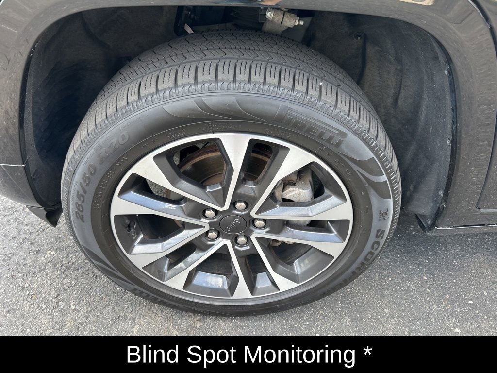 Certified 2022 Jeep Grand Cherokee Overland w/ Luxury Tech Group IV image 12