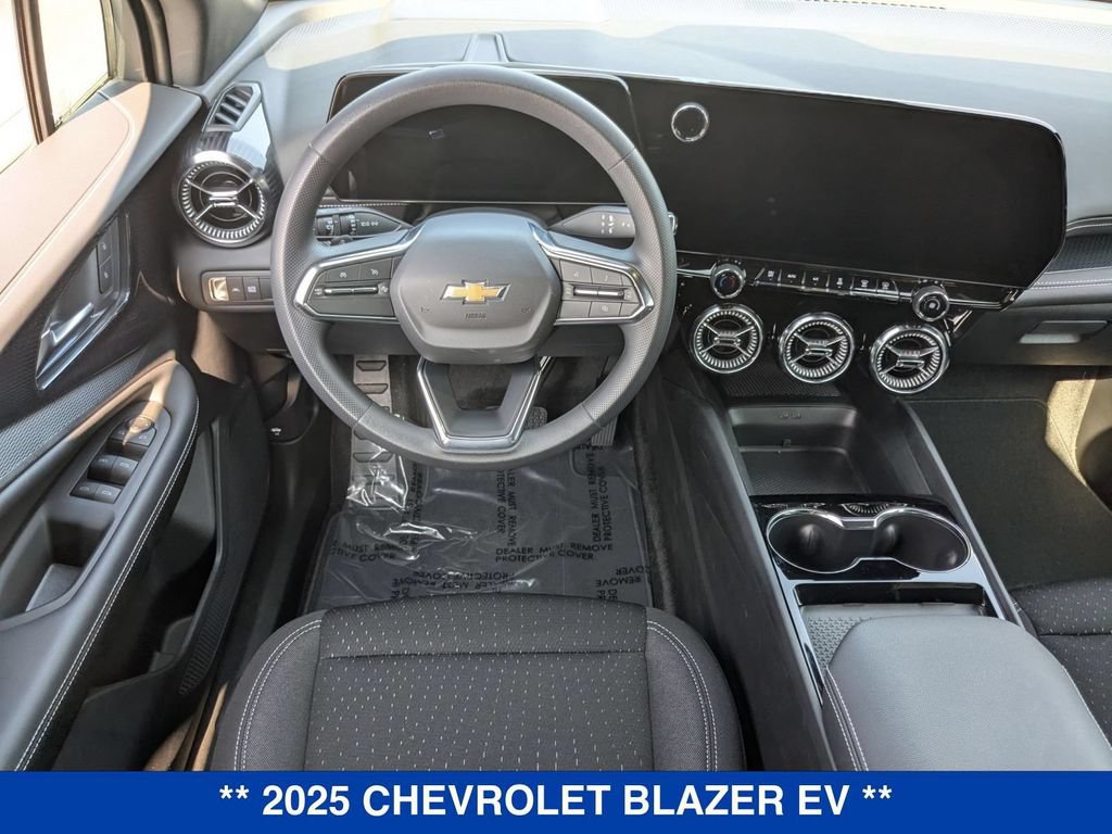 New 2025 Chevrolet Blazer EV LT AWD/4WD image 34