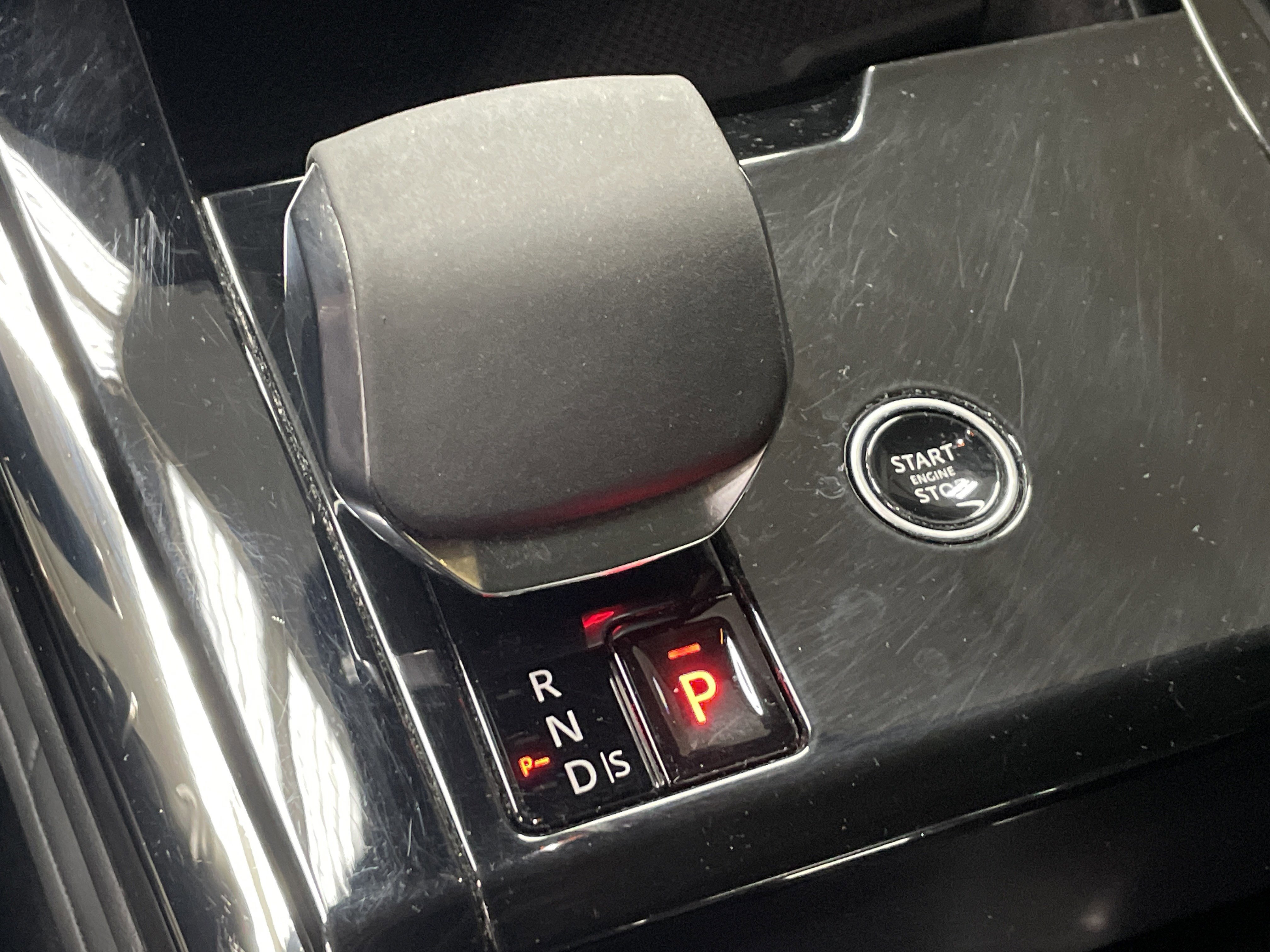 Used 2024 Land Rover Range Rover Sport Dynamic SE image 26