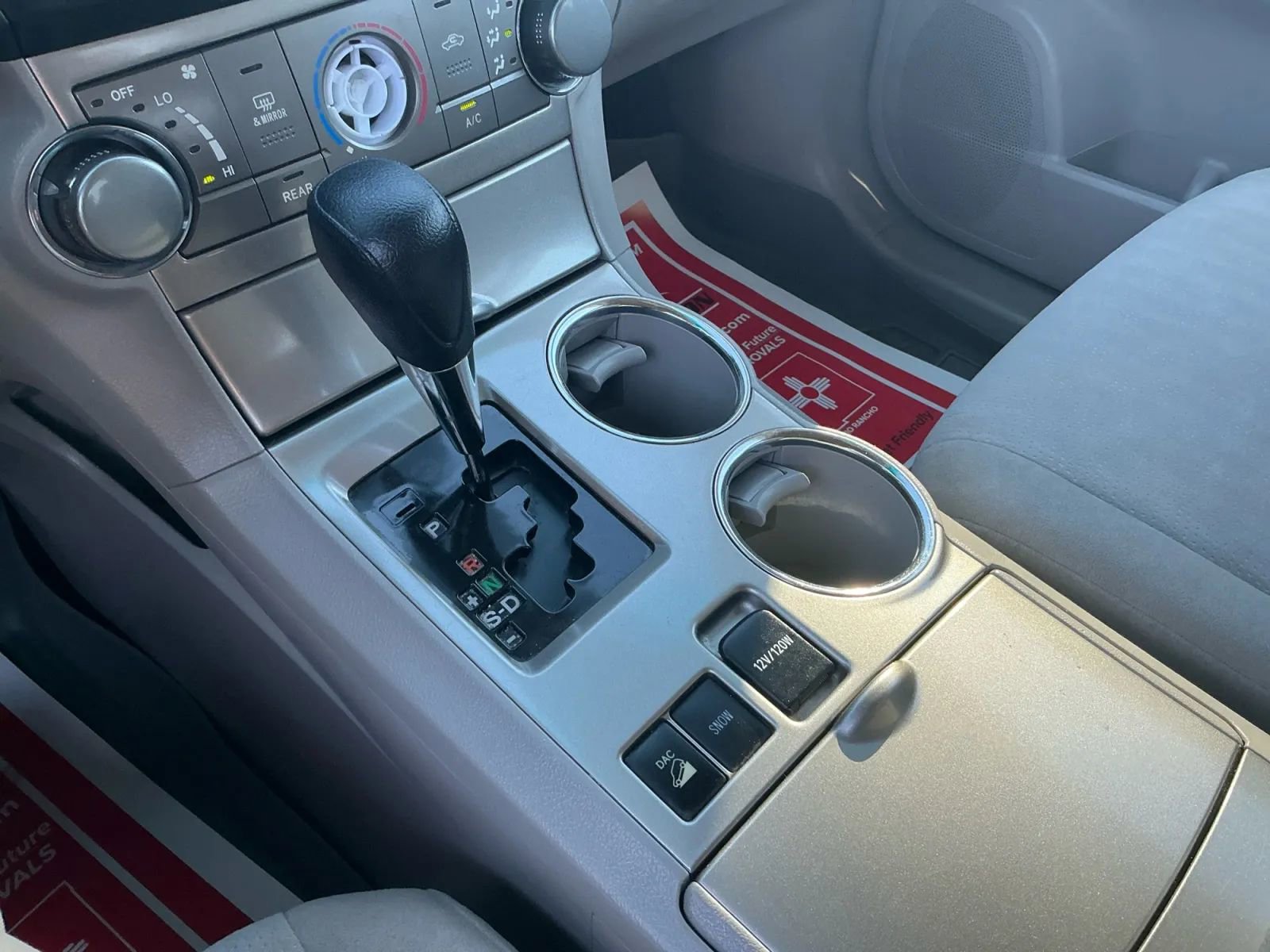 Used 2011 Toyota Highlander 4WD image 30