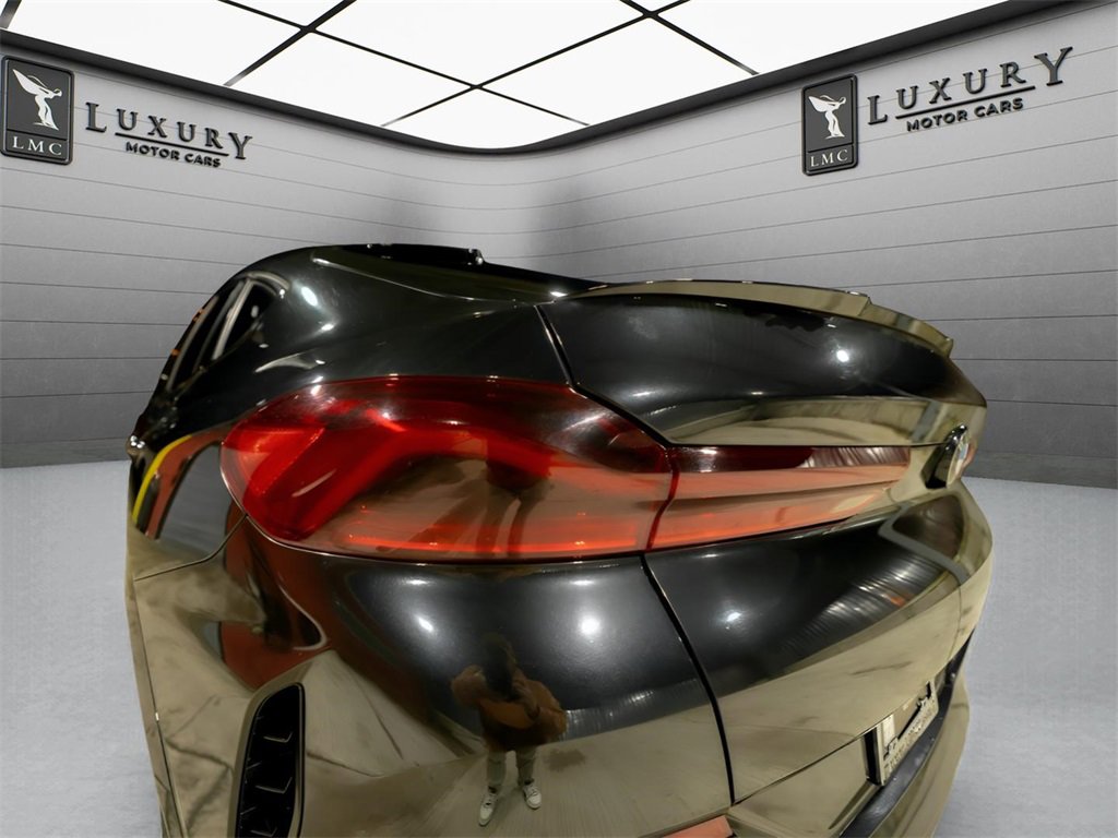 Used 2021 BMW X6 M50i w/ Executive Package image 9