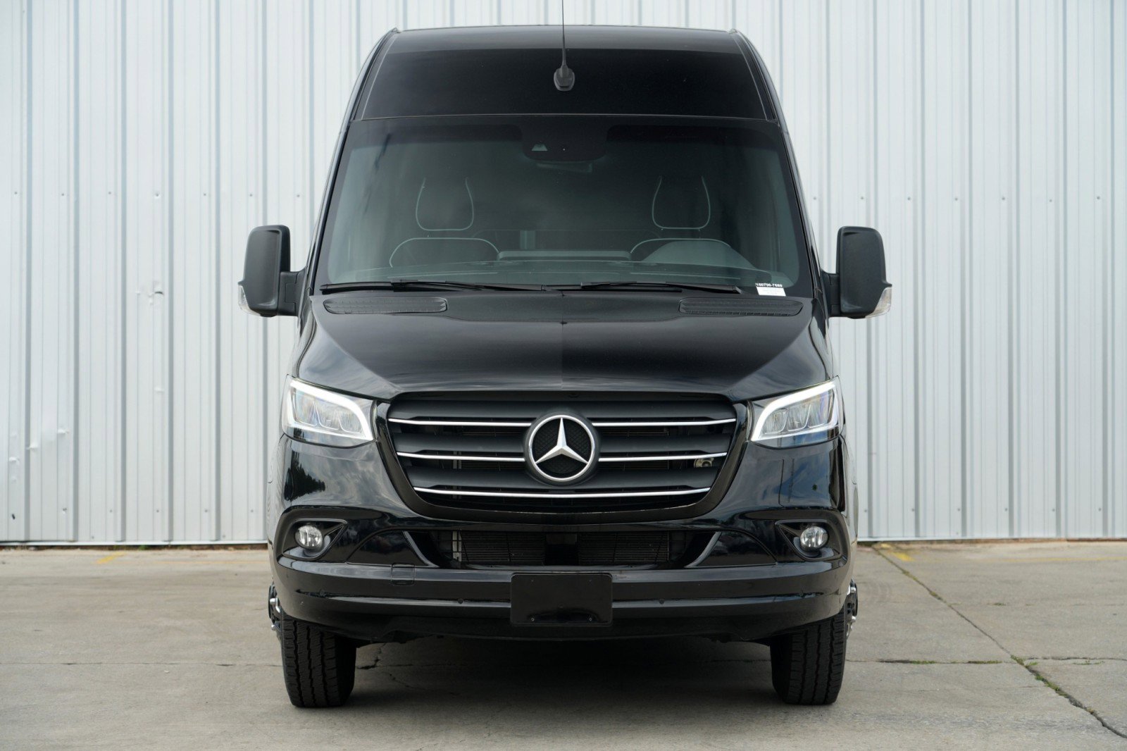 Used 2023 Mercedes-Benz Sprinter 3500 image 7