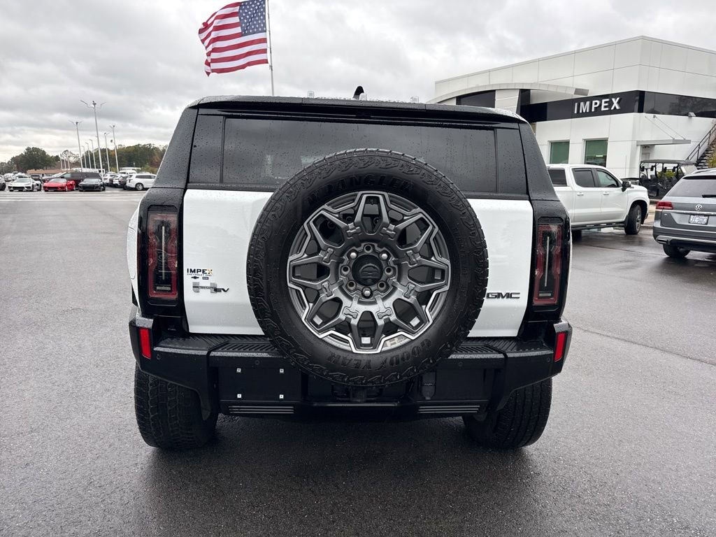 Used 2024 GMC Hummer EV 3X w/ LPO, Illumination Package image 4