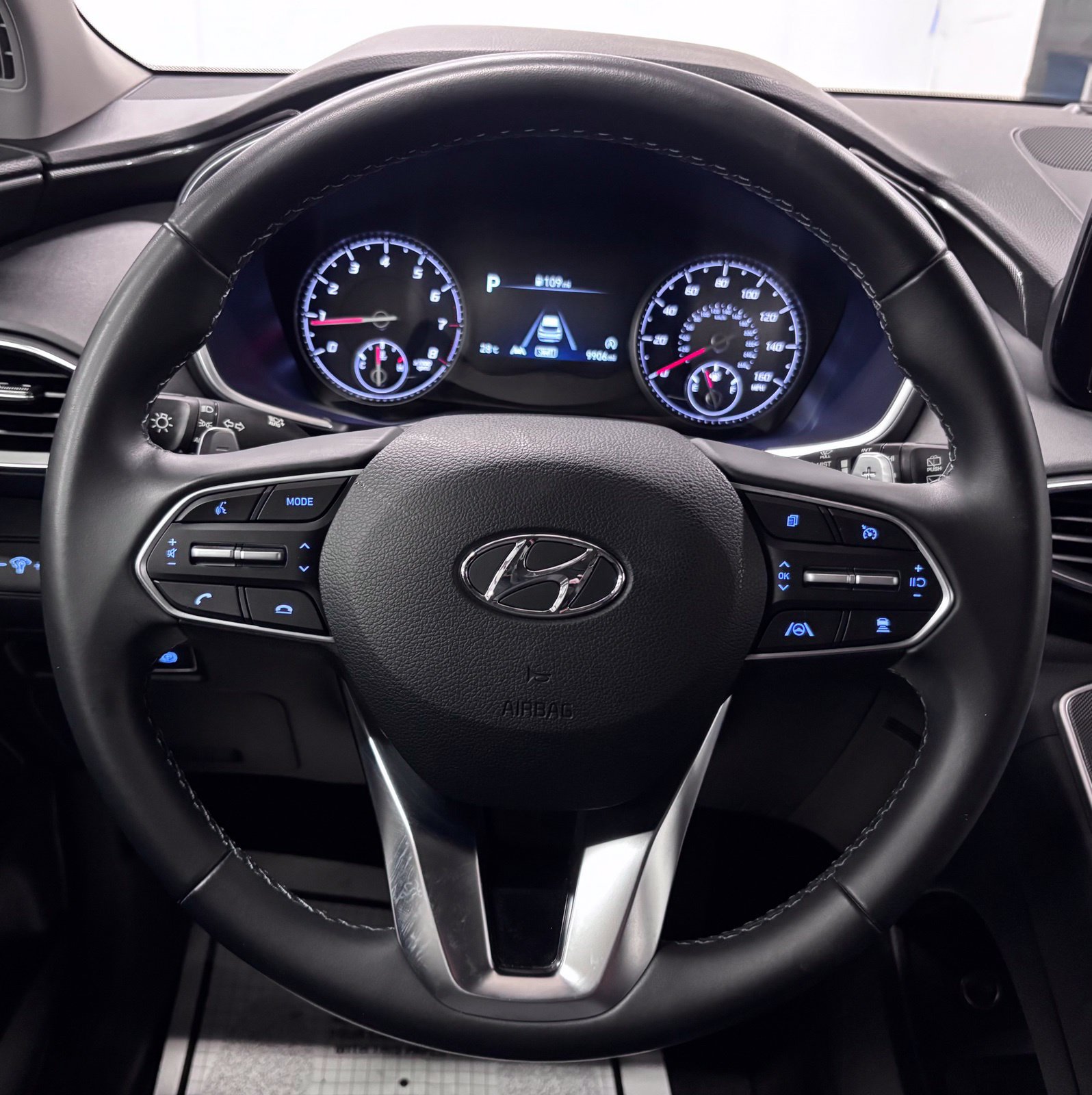 Used 2023 Hyundai Santa Fe SEL w/ Cargo Package AWD/4WD image 11