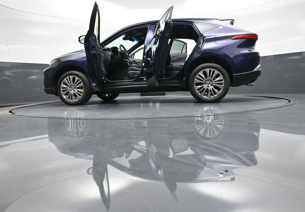 Certified 2021 Toyota Venza Limited w/ Advanced Technology Package image 46