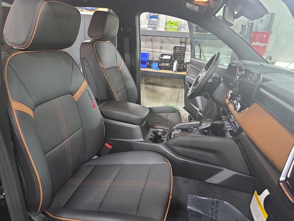 New 2026 GMC Canyon AT4 AWD/4WD image 10