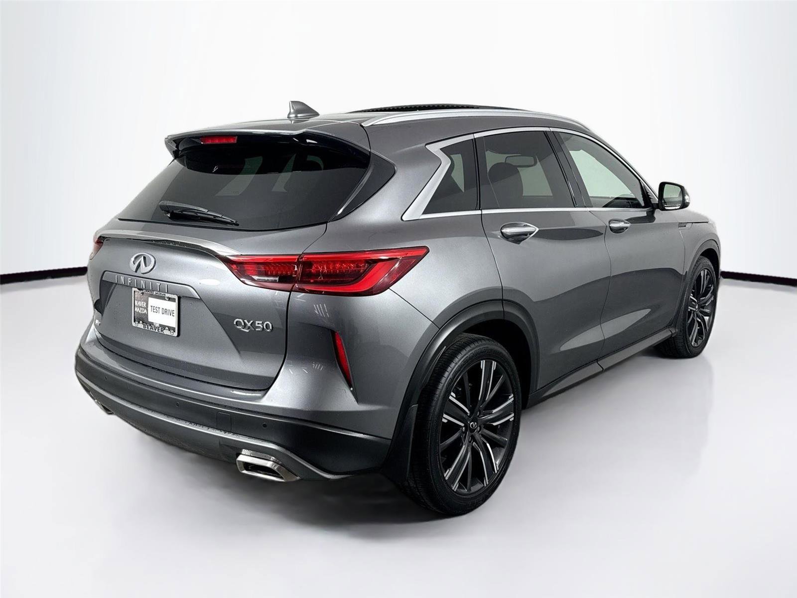 Used 2021 INFINITI QX50 Luxe w/ Appearance Package AWD/4WD image 2