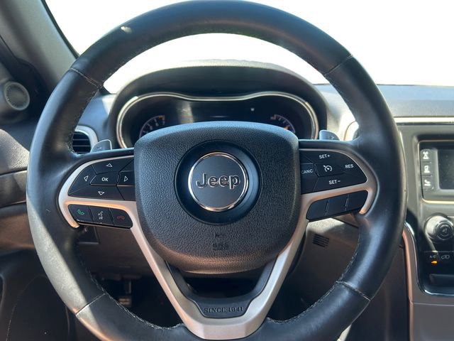 Used 2015 Jeep Grand Cherokee Laredo AWD/4WD image 13