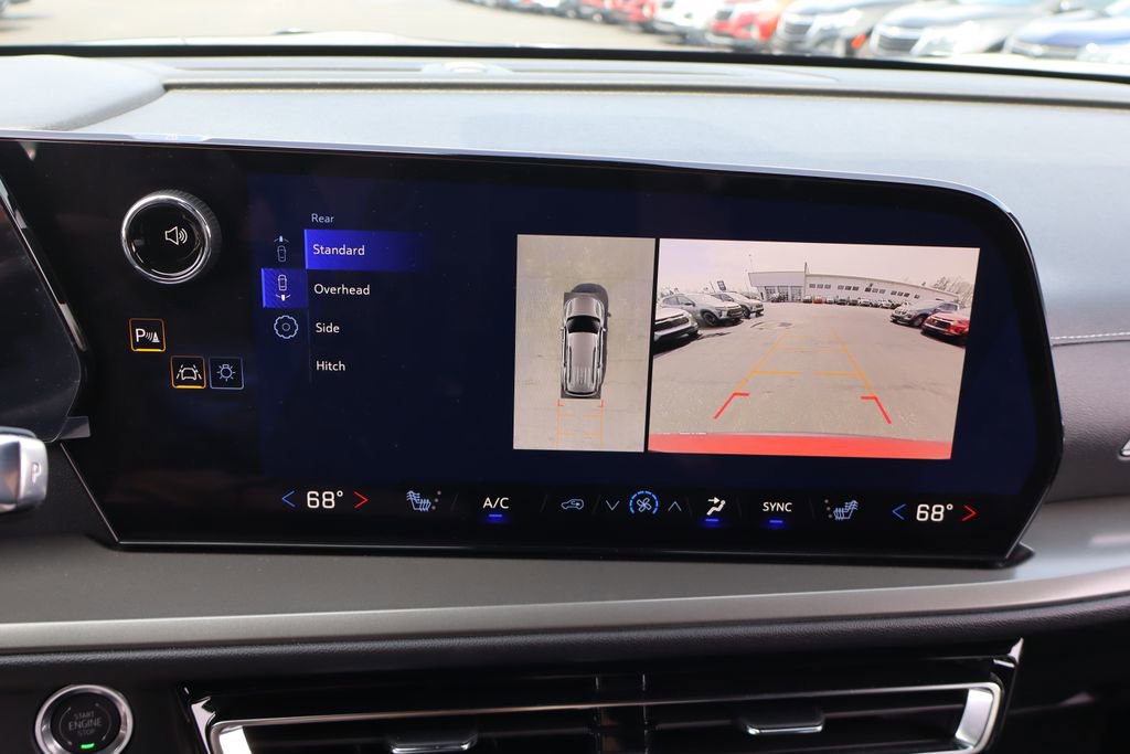 Used 2026 Chevrolet Traverse LT w/ Driver Confidence Package image 11