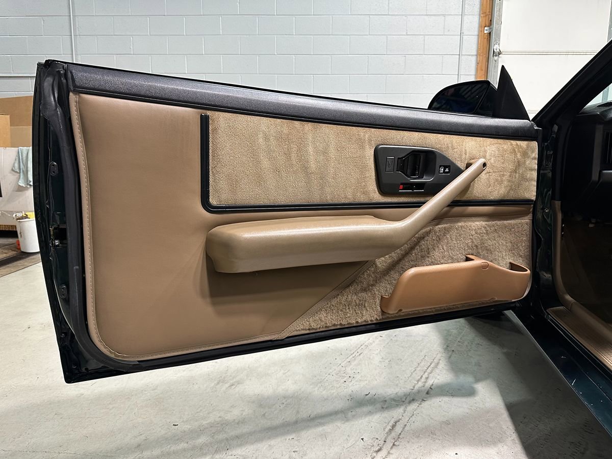 Used 1992 Pontiac Firebird Convertible RWD image 21