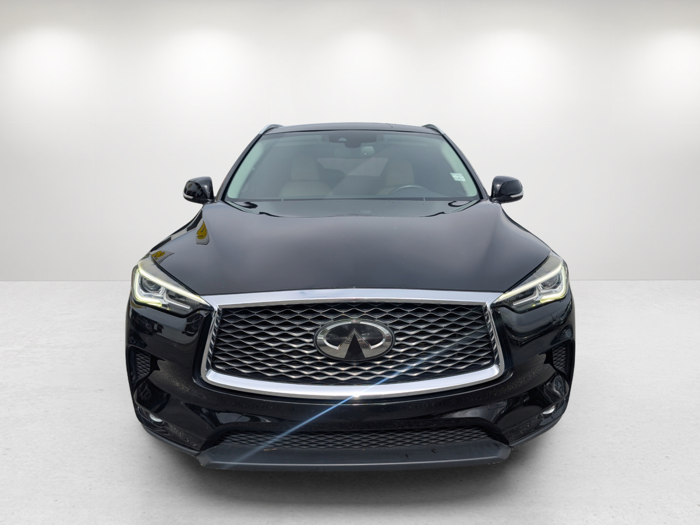 Used 2020 INFINITI QX50 Luxe w/ Cargo Package AWD/4WD image 2