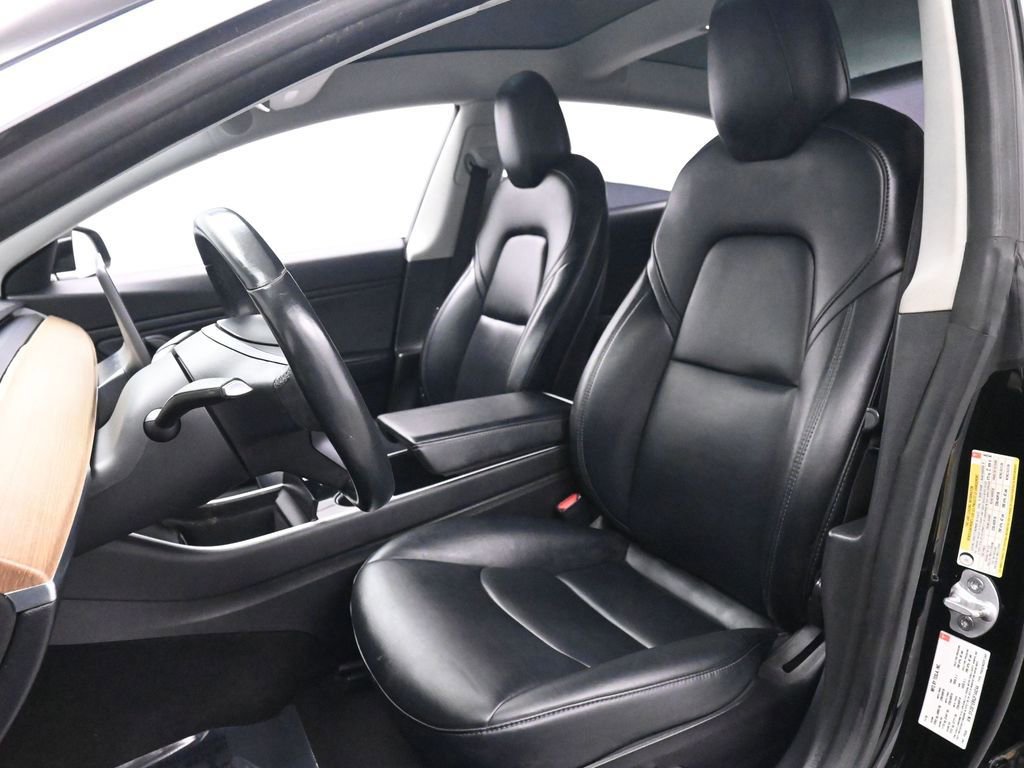 Used 2018 Tesla Model 3 Long Range image 12