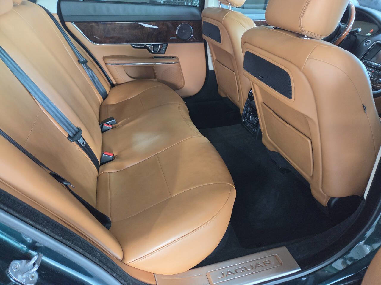 Used 2016 Jaguar XJ L Portfolio AWD/4WD image 21