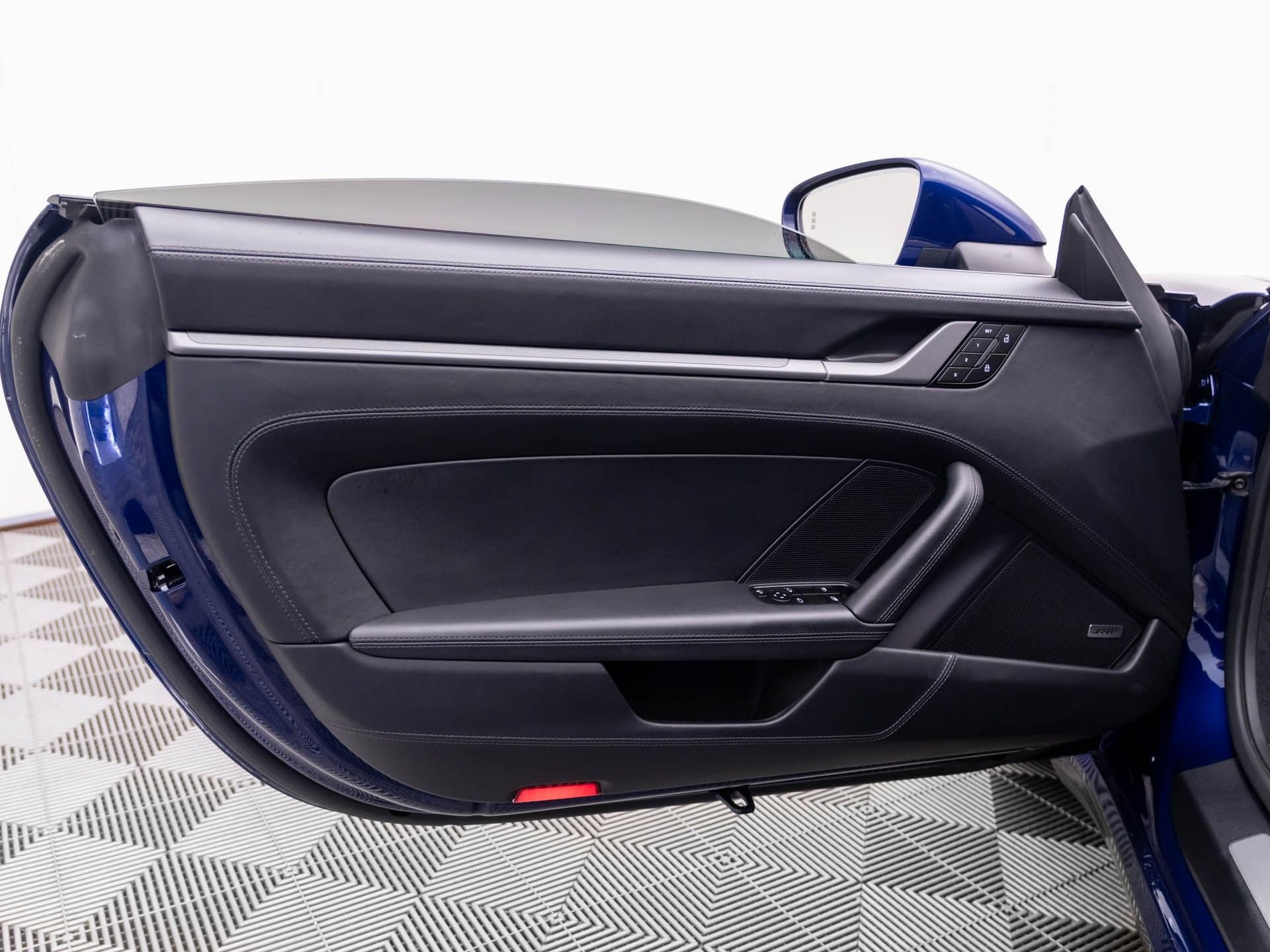 Certified 2025 Porsche 911 Carrera RWD image 14