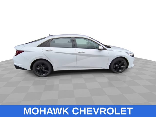 Used 2021 Hyundai Elantra SEL FWD image 9