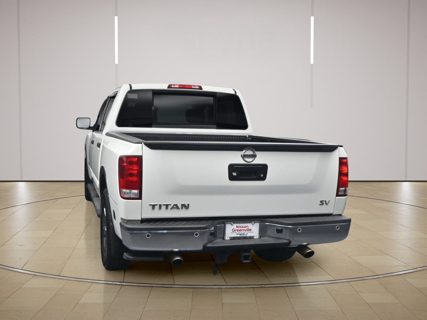 Used 2015 Nissan Titan SV w/ SV Value Truck Package RWD image 6
