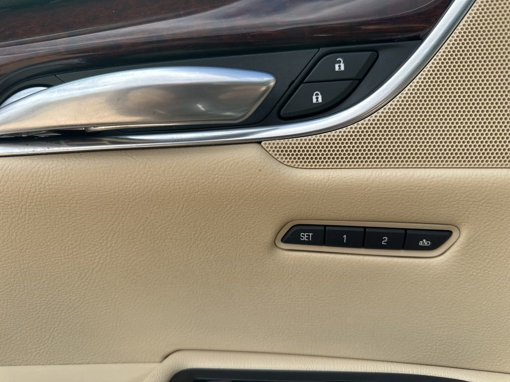Used 2019 Cadillac XT5 Luxury w/ Advanced Security Package FWD image 20