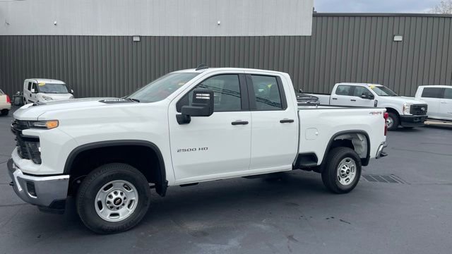 Used 2024 Chevrolet Silverado 2500 W/T w/ WT/CX Safety Package image 2