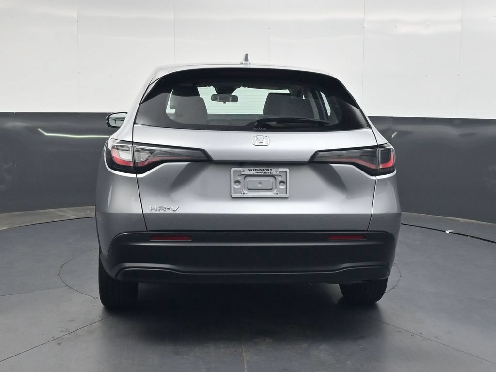 Used 2024 Honda HR-V LX image 5